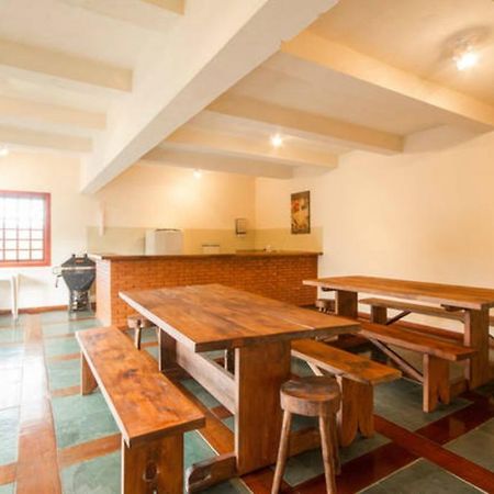 Apartamento Espacoso Vista Montanha Кампус-ду-Жордан Екстер'єр фото