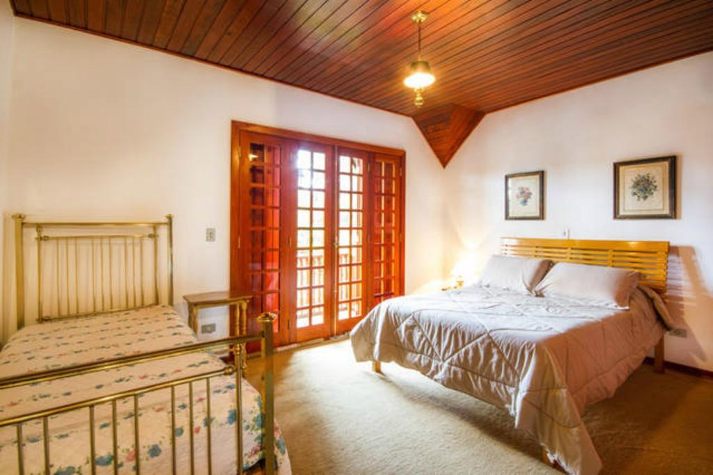 Apartamento Espacoso Vista Montanha Кампус-ду-Жордан Екстер'єр фото
